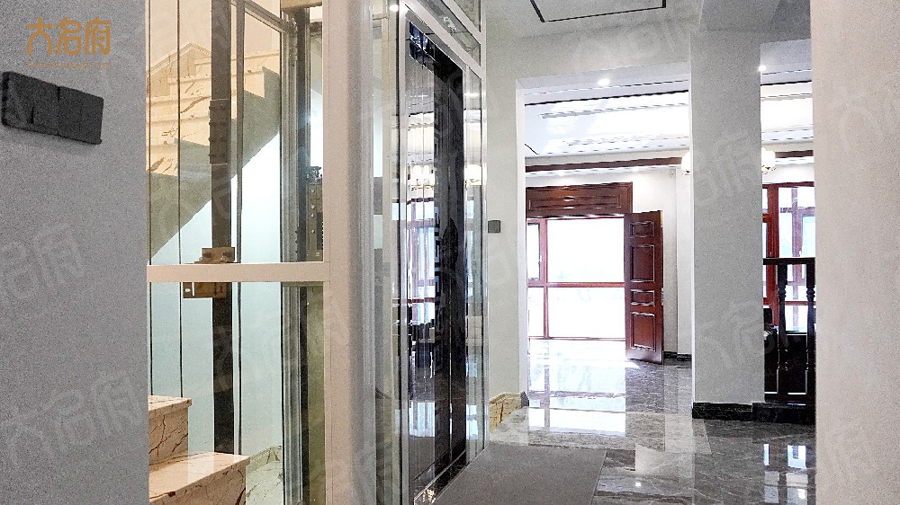 家用別墅電梯價(jià)格跟什么有關(guān)系？看完你就明白了